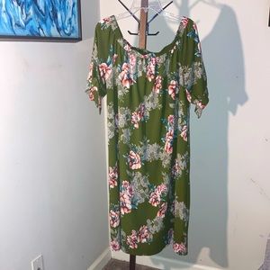 Ryan Michelle | Women’s Green Floral Printed Lined MIDI Dress - Size 1X